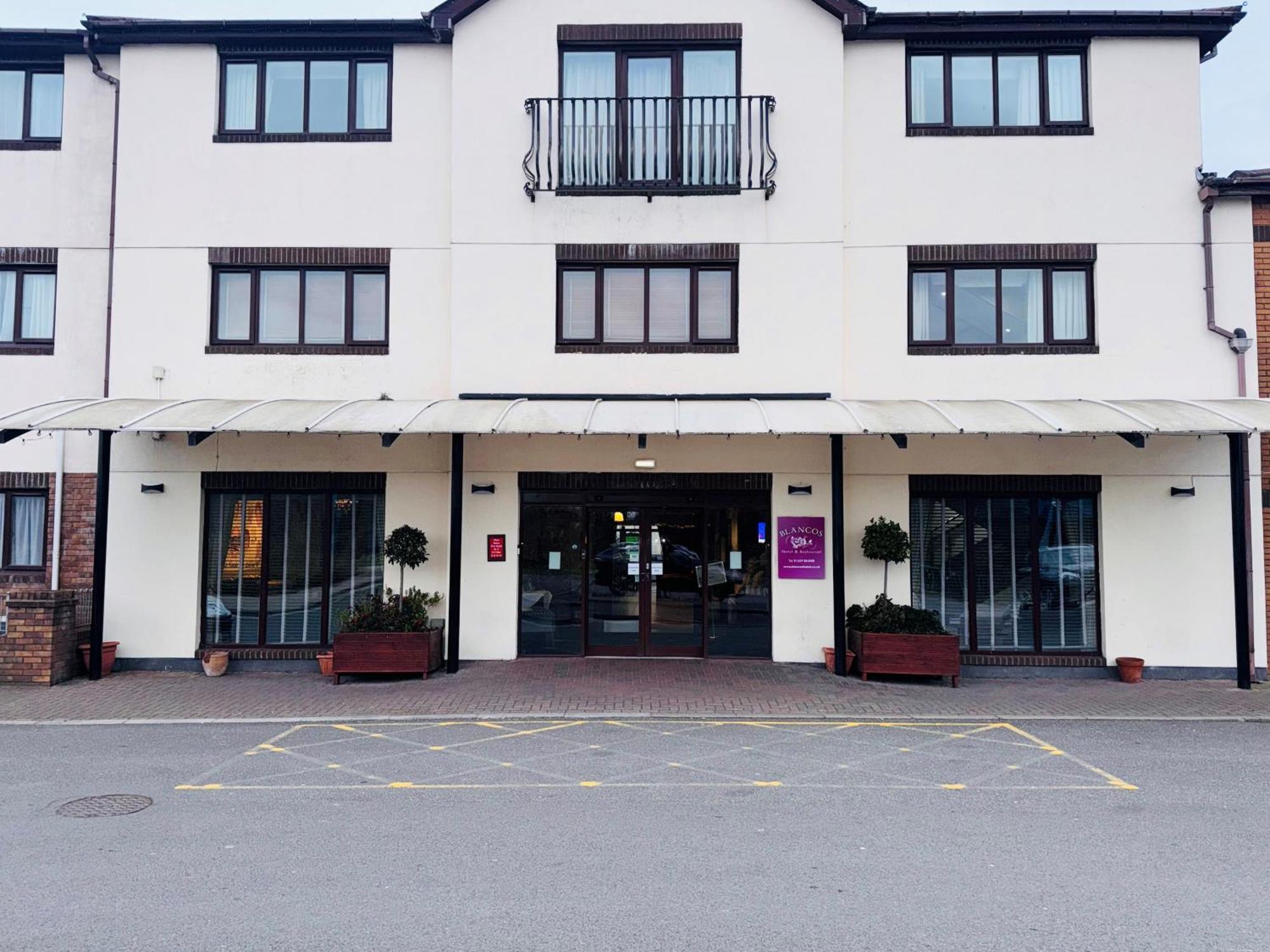 Blanco'S Hotel Port Talbot Dış mekan fotoğraf